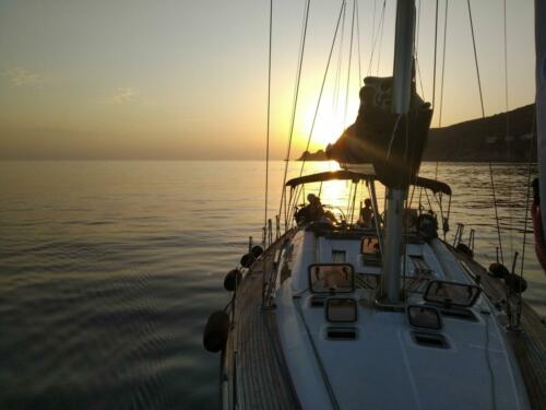Barca a vela al tramonto - Associazione Arcipelaghi